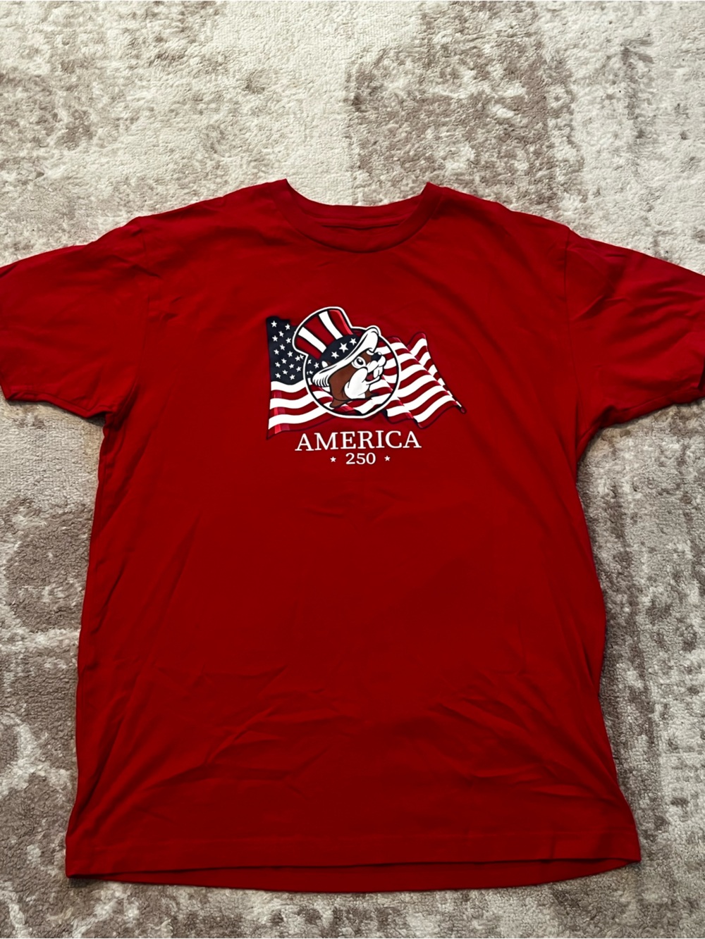 Buc-ees Mens Medium Red Semiquincentennial America 250 Years Freedom Graphic Tee